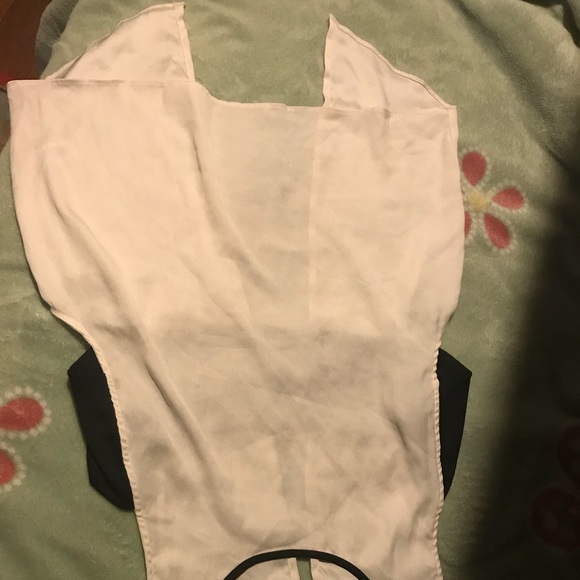 Blouse Express - Picture 4 of 4